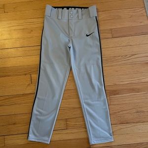 NWOT Nike Boys' Swoosh Gray Black Piped Dri-FIT Baseball Pants Small